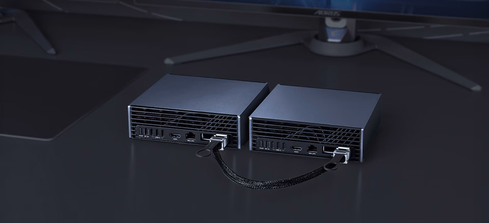 GIGABYTE AI TOP ATOM | ATAGB10-9000 | 128GB LPDDR5X RAM | 4TB Gen5 NVME.M2 SSD | NPU 1000 TOPS | NVIDIA GB10 Blackwell GPU | NVIDIA DGX OS