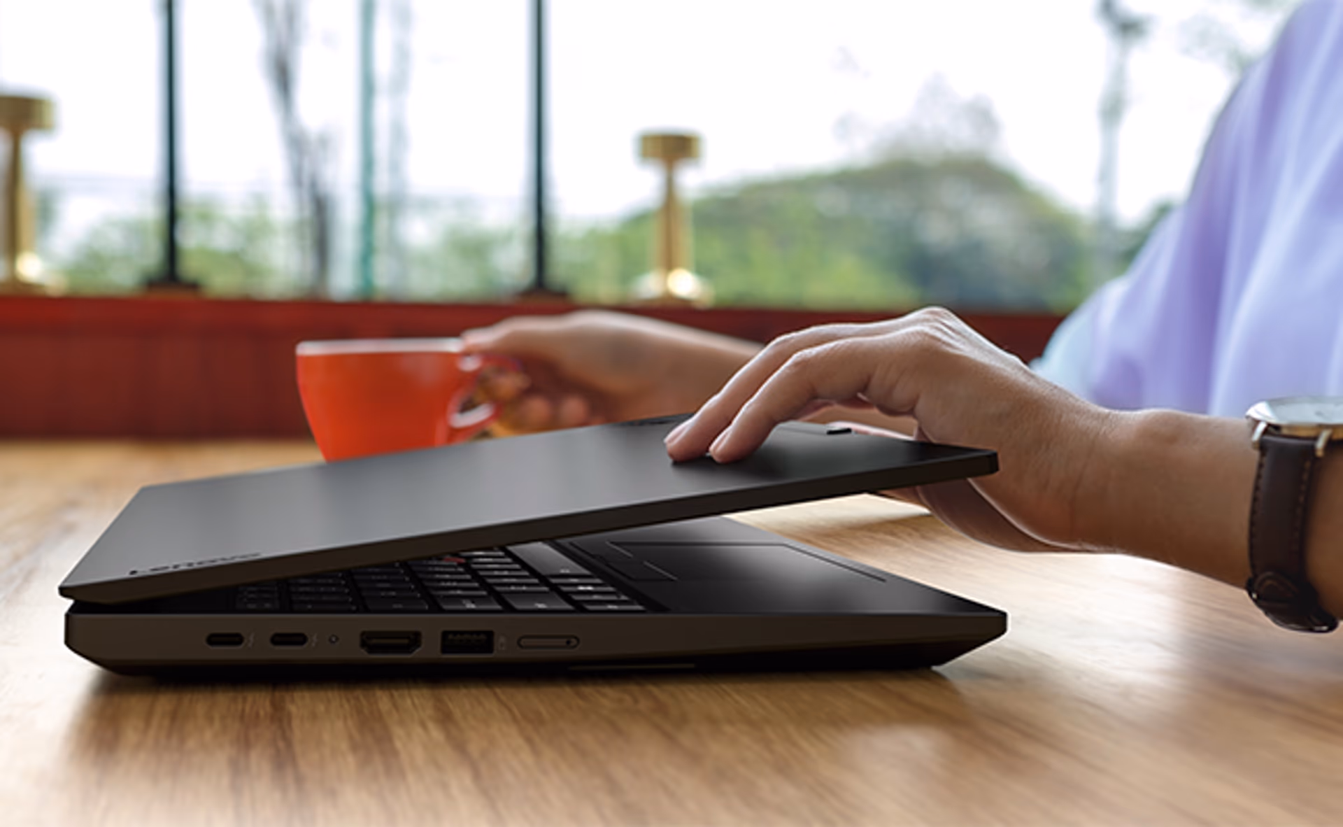 Lenovo ThinkPad T16 Gen 5 | 21WT0064US | Intel Core Ultra 7 355 | 32GB RAM | 512GB SSD | 16" 1920x1200 Touch 60Hz IPS 500nits | Intel Graphics | Black